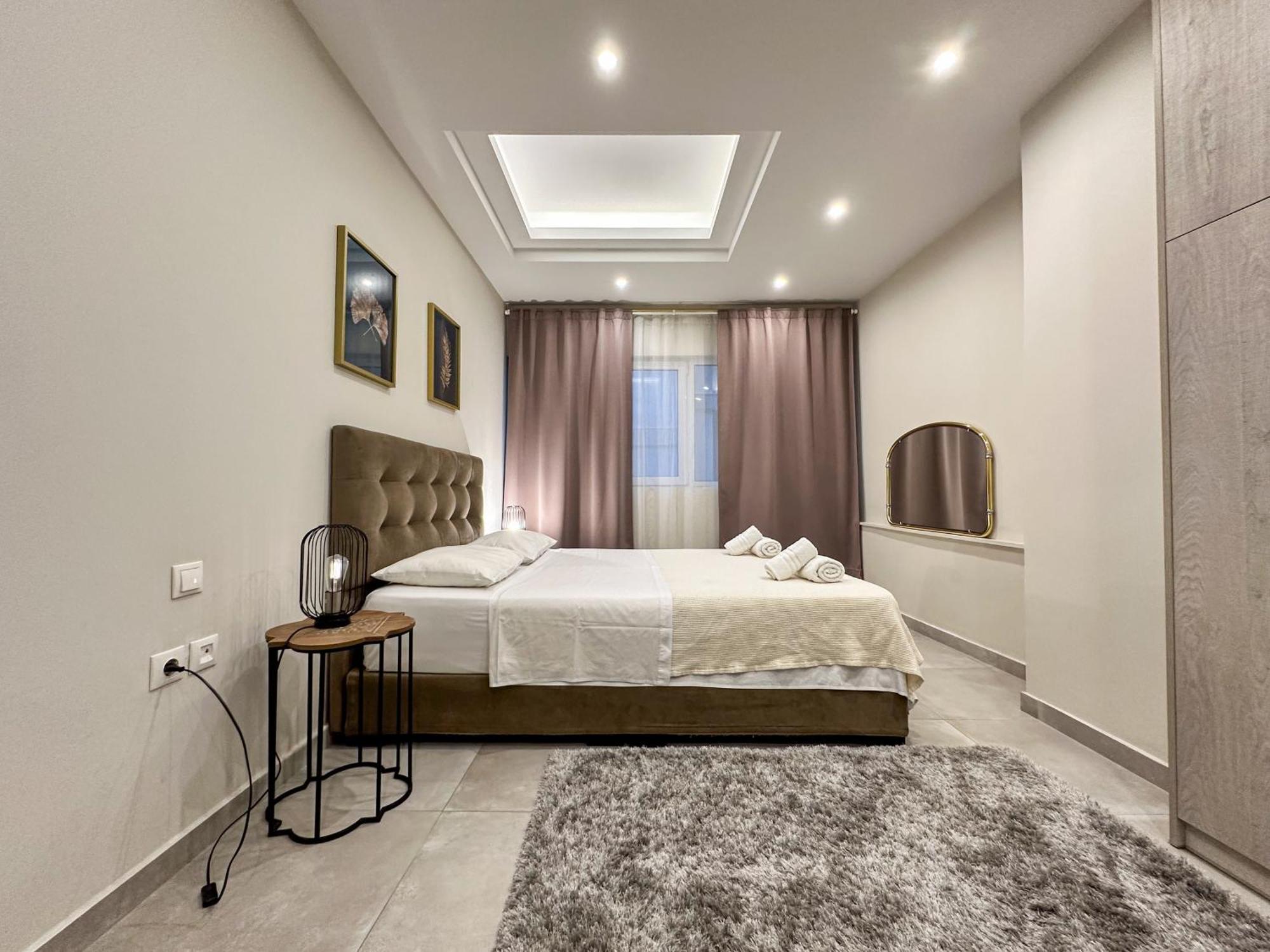 Contemporary & Spacious Renovated Apartment, Dt Syntagma, /Touristic Area Athènes Extérieur photo